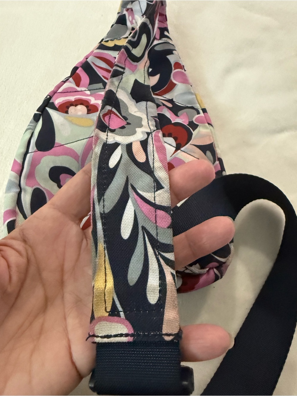 Vera Bradley Crossbody Sling Essential Backpack Floral Purse Compact - Picture 4 of 8